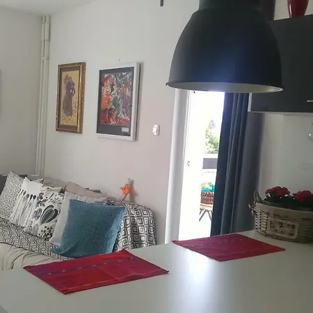 New Studio Apartment Sun With Free Parking Zagreb Exterior foto
