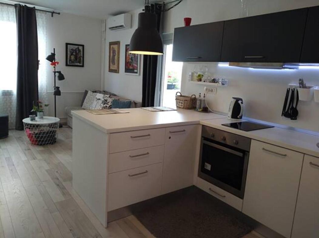 New Sun With Free Parking Apartment *